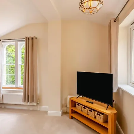 1 Bed In Oc-h44914 بيت للعطل